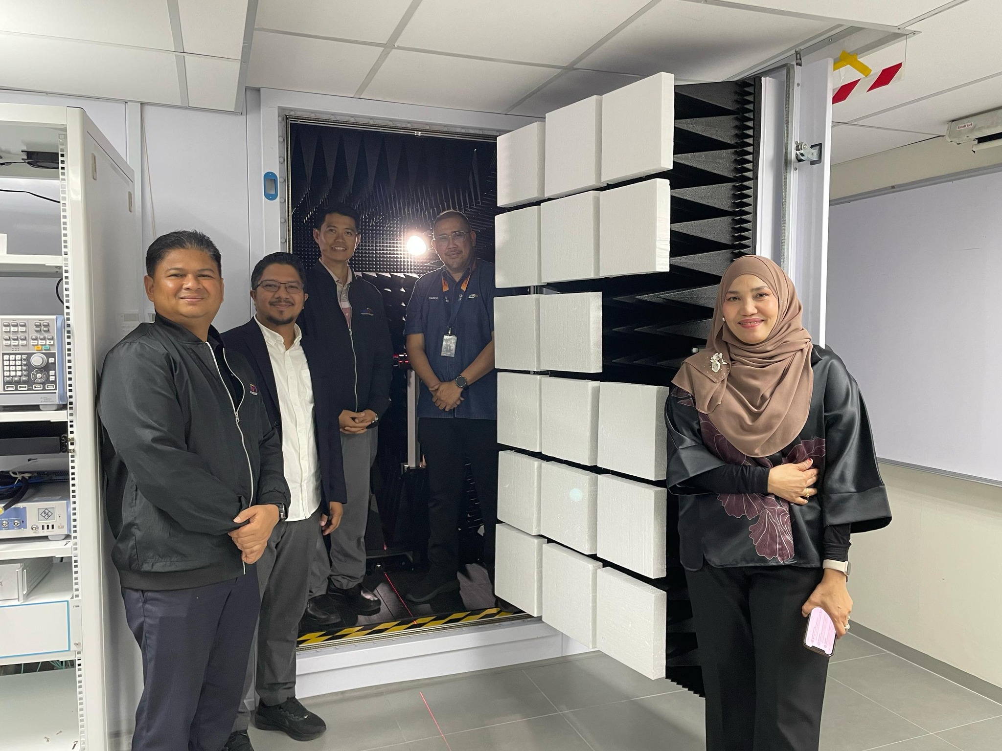 Article gallery image 5